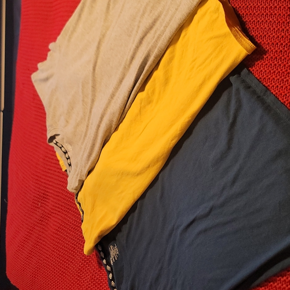 Umbro Tee's